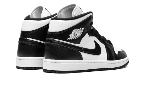 Air Jordan 1 Mid Panda 