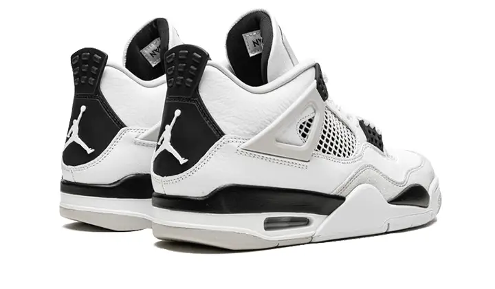 Air Jordan 4 Military Black