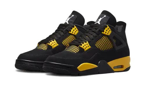 Air Jordan 4 Retro Thunder (2023) 