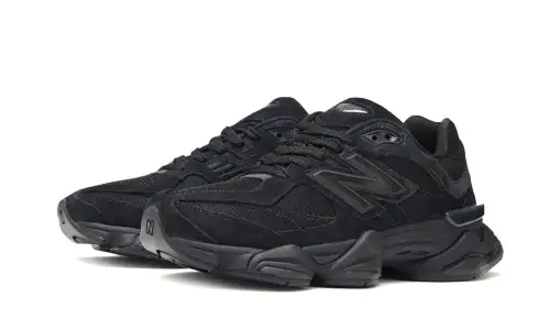 New Balance 9060 Triple Black 