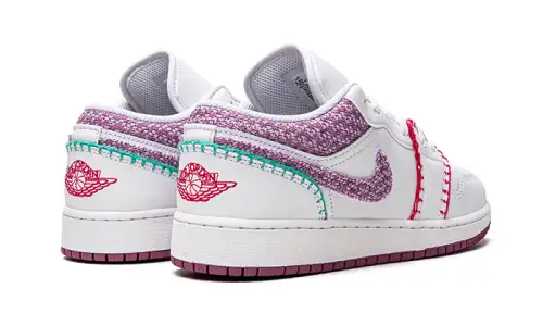 Air Jordan 1 Low White Light Bordeaux 