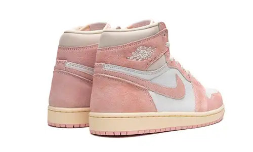 Air Jordan 1 Retro High OG Washed Pink 