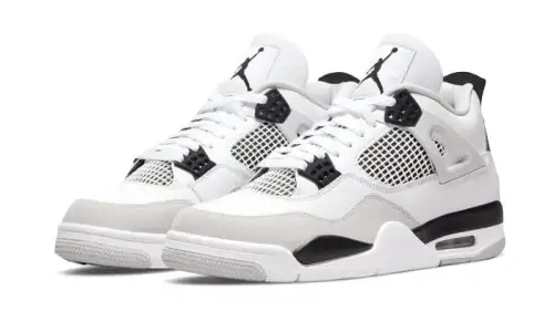 Air Jordan 4 Military Black 