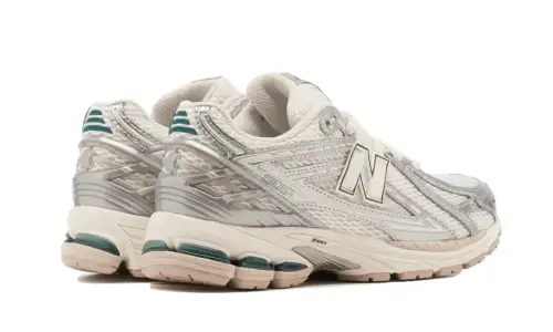 New Balance 1906R Silver Metallic Cream 
