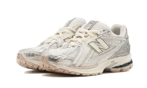 New Balance 1906R Silver Metallic Cream 