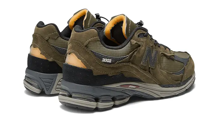 New Balance 2002R Protection Pack Dark Moss 