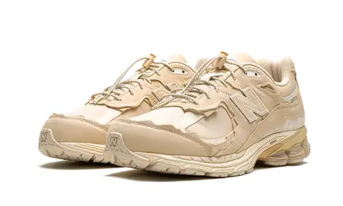 New Balance 2002R Protection Pack Sandstone Turtledove 