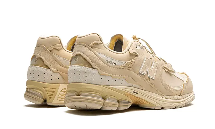 New Balance 2002R Protection Pack Sandstone Turtledove 