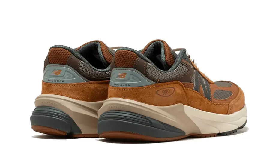 New Balance 990 V6 Carhartt WIP Sculpture Center 