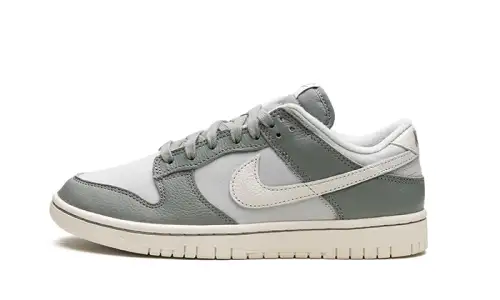 Nike Dunk Low Mica Green 