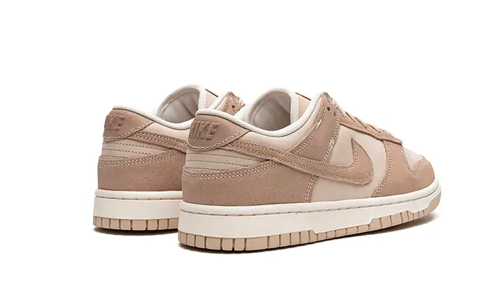 Nike Dunk Low SE Sanddrift