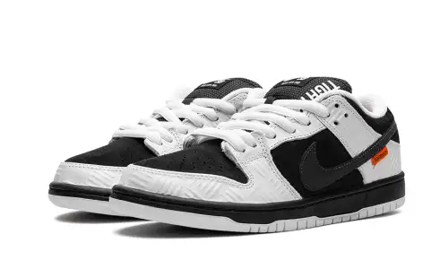 Nike SB Dunk Low TIGHTBOOTH 60F5113
