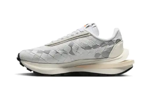 Nike Vaporwaffle Woven Sacai Jean Paul Gaultier White 2FFD1642