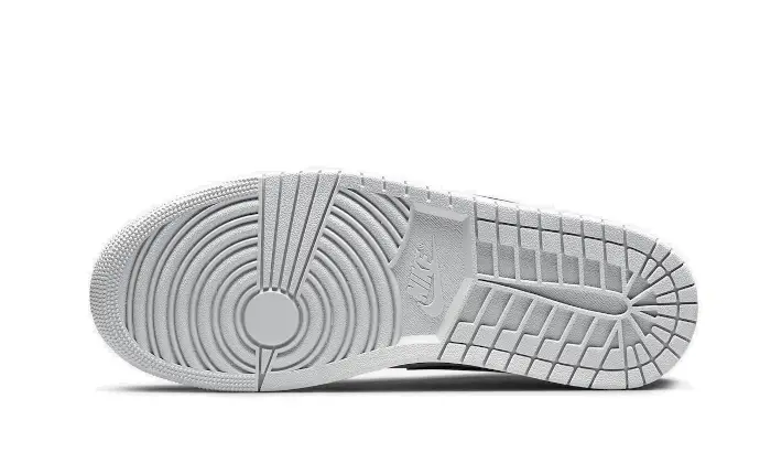Air Jordan 1 Low Shadow Toe 