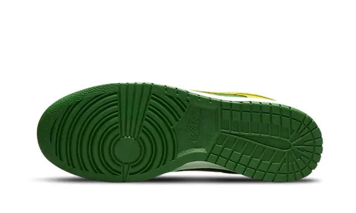 Nike Dunk Low Reverse Brazil 