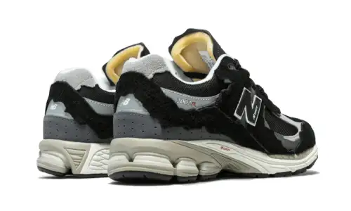New Balance 2002R Protection Pack Black 