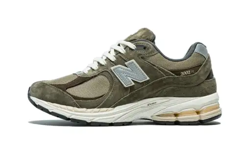 New Balance 2002R Olive Brown 1E9A5406