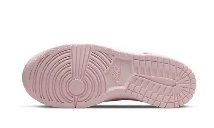 Nike Dunk Low SE Prism Pink 