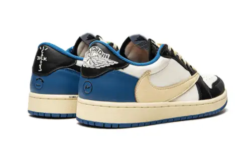 Air Jordan 1 Low Travis Scott Fragment 