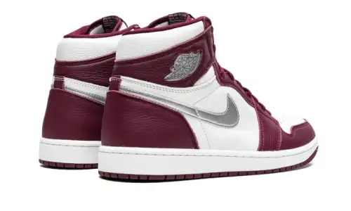Air Jordan 1 Retro High OG Bordeaux 