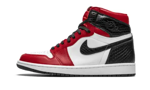 Air Jordan 1 Retro High Satin Snake Chicago 