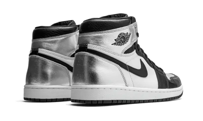 Air Jordan 1 Retro High Silver Toe 