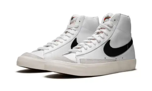 Nike Blazer Mid '77 Vintage White Black 