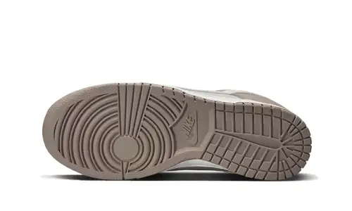 Nike Dunk Low Bone Beige 