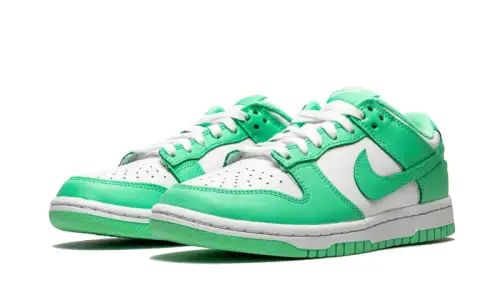 Nike Dunk Low Green Glow 7E06150