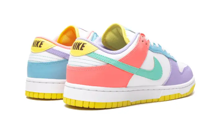 Nike Dunk Low SE Easter
