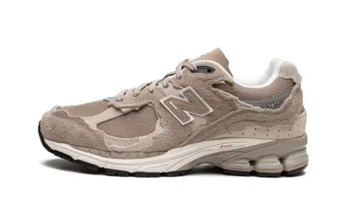 New Balance 2002R Protection Pack Beige DDC46