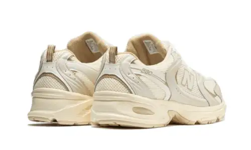New Balance 530 Beige Angora 