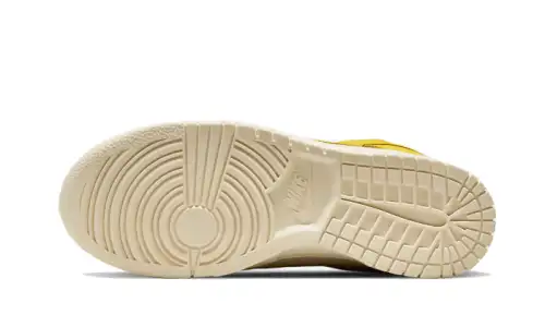 Nike Dunk Low Banana 