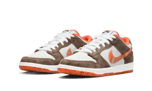 Nike SB Dunk Low Crushed D.C. 