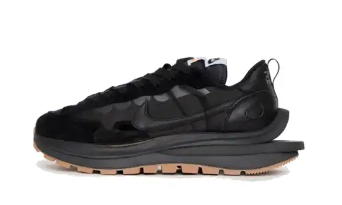 Nike Vaporwaffle Sacai Black Gum