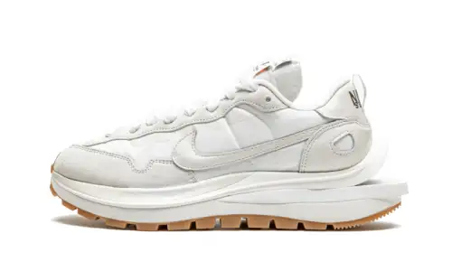 Nike Vaporwaffle Sacai Sail Gum