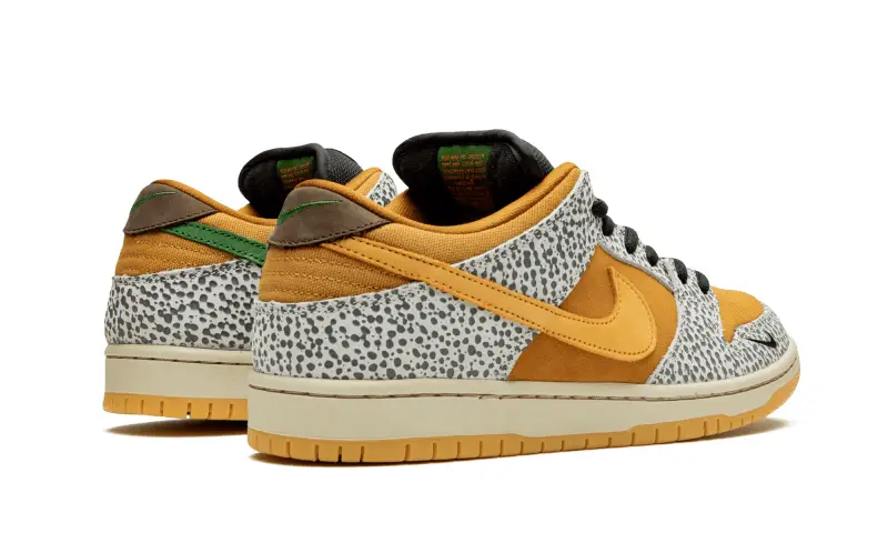 Nike SB Dunk Low Safari 