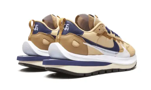 Nike Vaporwaffle Sacai Tan Navy 